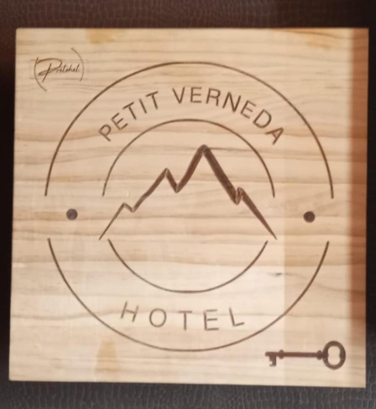 Petit Verneda Casau Exterior photo